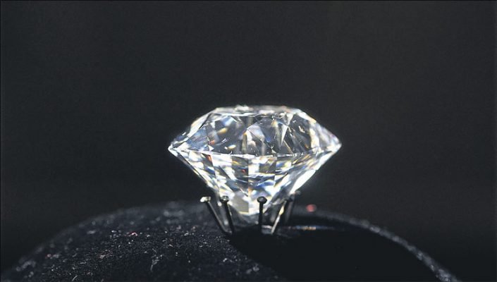 White Cut Polished Diamond