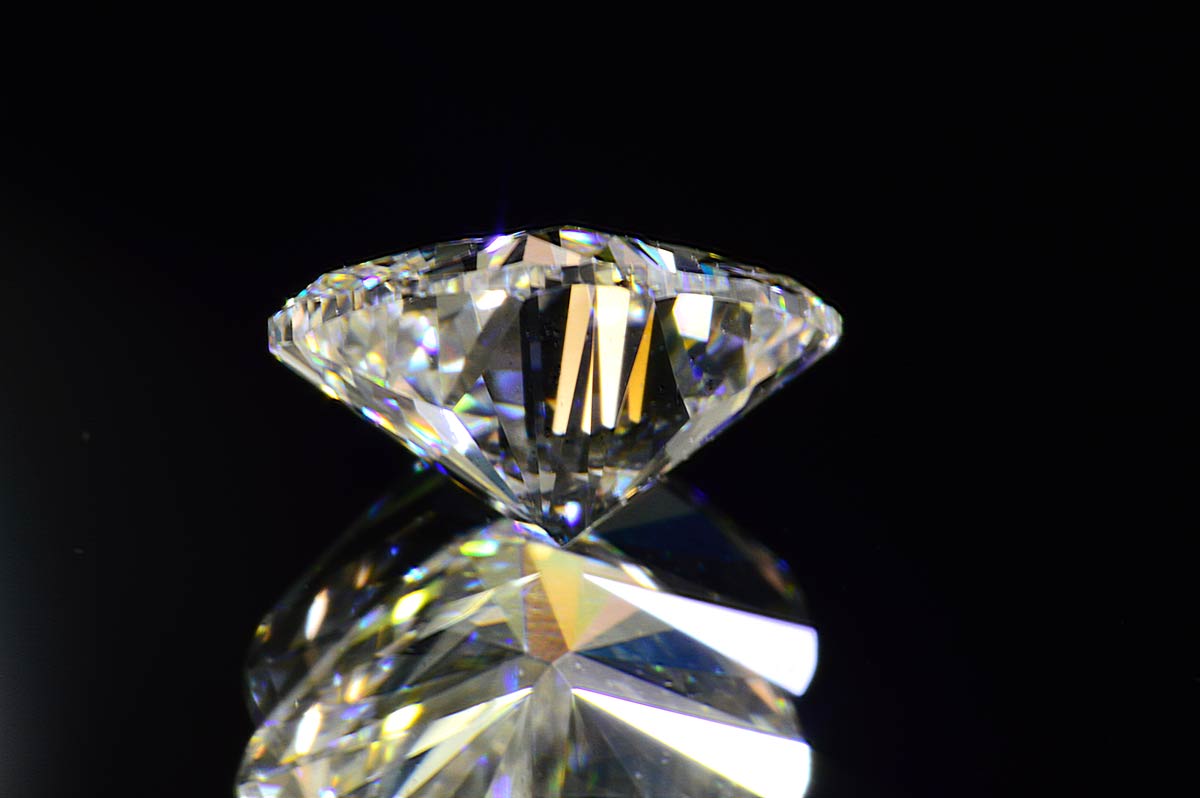 Fancy Colored HPHT Lab Grown Diamond